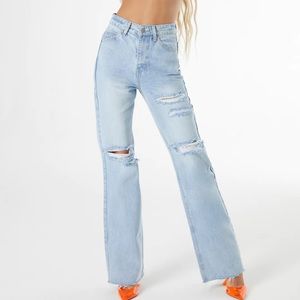 NWT Ultra Distressed Wide Leg Jeans in Light Blue Wash